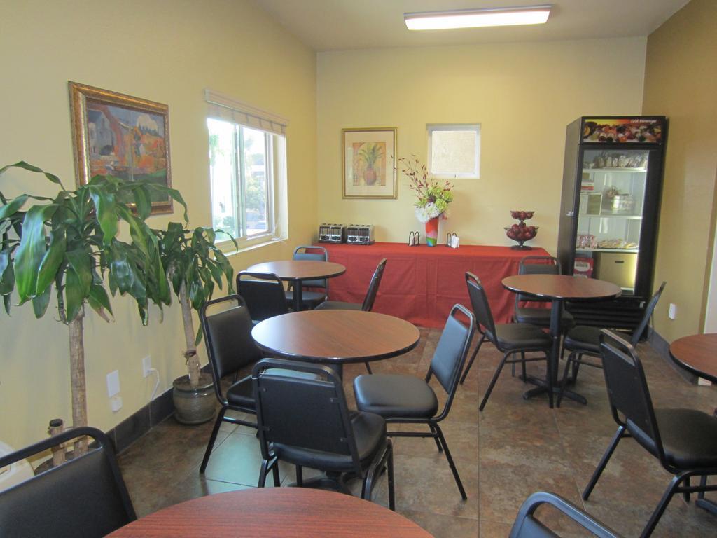 סן דייגו West Park Inn- Extended Stay / Weekly Rates Available מראה חיצוני תמונה